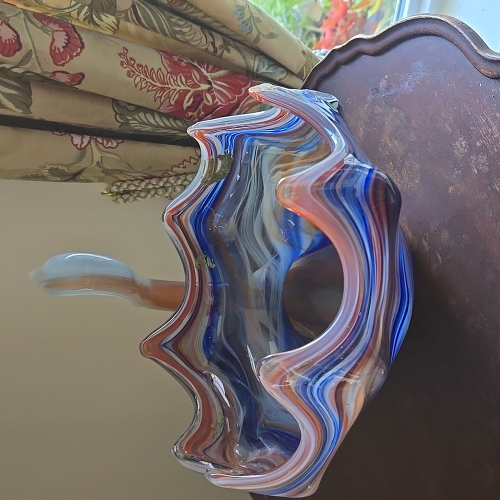 Vintage Mid Century Hand-blown Glass Swan Bowl - Picture 4 of 7